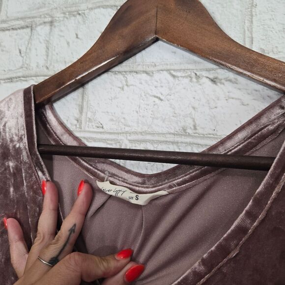 Velvet Legging tee - Picture 5 of 13